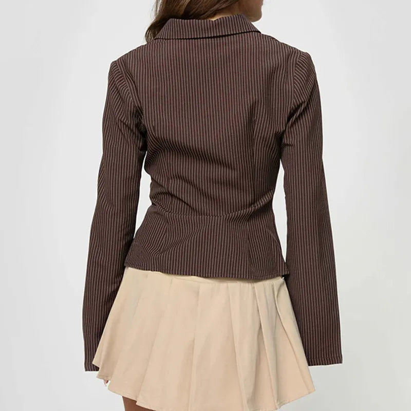 Nola | Women’s Retro Slim-Fit Blouse – Flared Sleeve Vintage Look